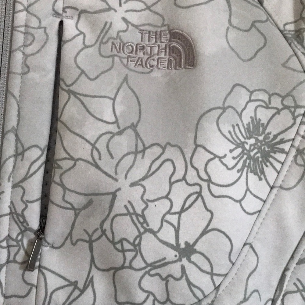 RARE women’s North Face. - Picture 3 of 12